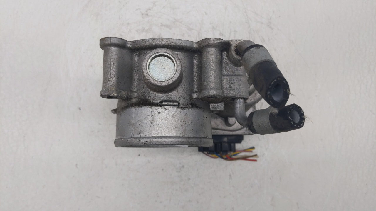 2011-2018 Hyundai Elantra Throttle Body P/N:35100-2E000 Fits Fits 2011 2012 2013 2014 2015 2016 2017 2018 2019 OEM Used Auto