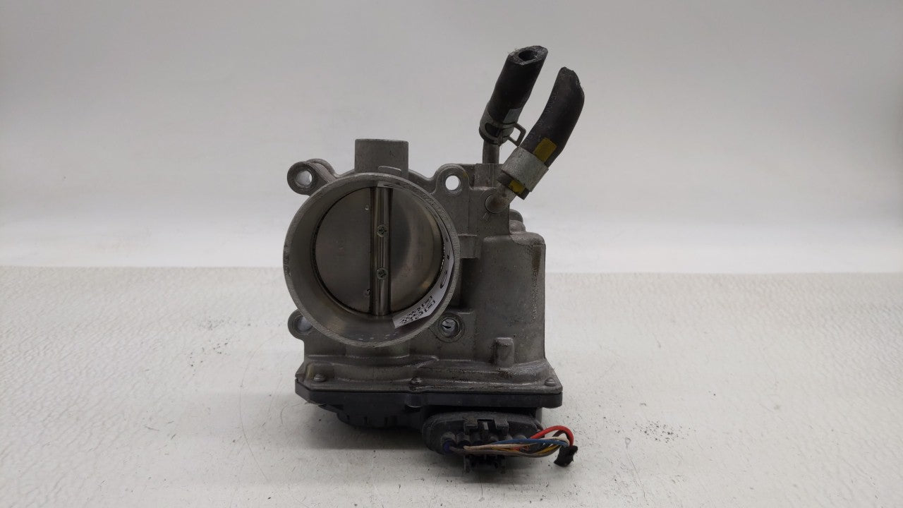 2011-2018 Hyundai Elantra Throttle Body P/N:35100-2E000 Fits Fits 2011 2012 2013 2014 2015 2016 2017 2018 2019 OEM Used Auto