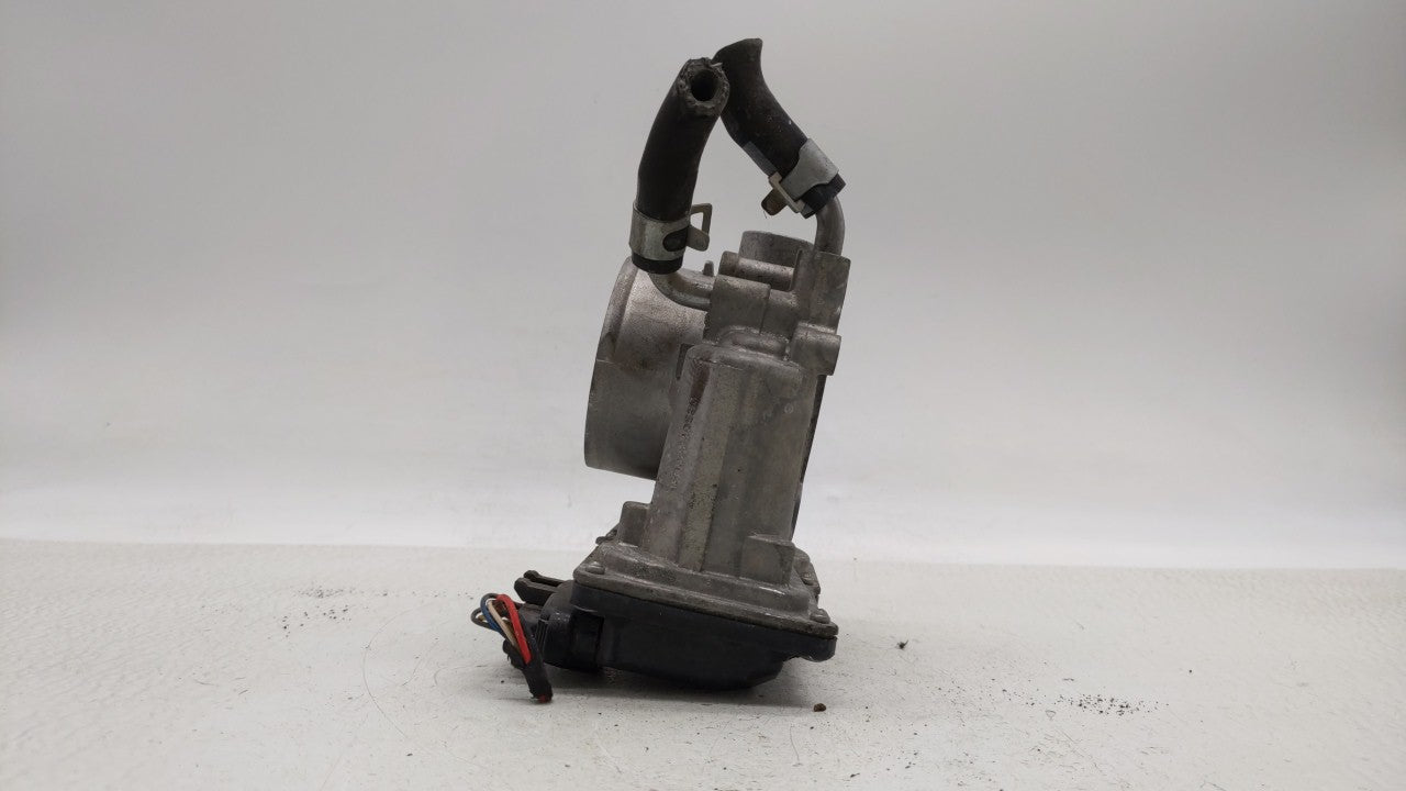 2011-2018 Hyundai Elantra Throttle Body P/N:35100-2E000 Fits Fits 2011 2012 2013 2014 2015 2016 2017 2018 2019 OEM Used Auto