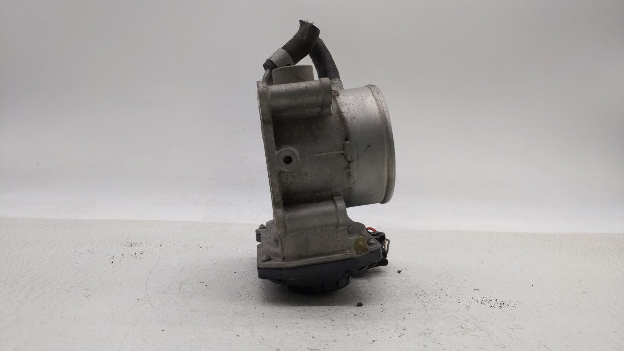 2011-2018 Hyundai Elantra Throttle Body P/N:35100-2E000 Fits Fits 2011 2012 2013 2014 2015 2016 2017 2018 2019 OEM Used Auto