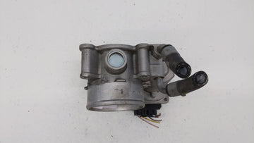 2011-2018 Hyundai Elantra Throttle Body P/N:35100-2E000 Fits Fits 2011 2012 2013 2014 2015 2016 2017 2018 2019 OEM Used Auto Parts