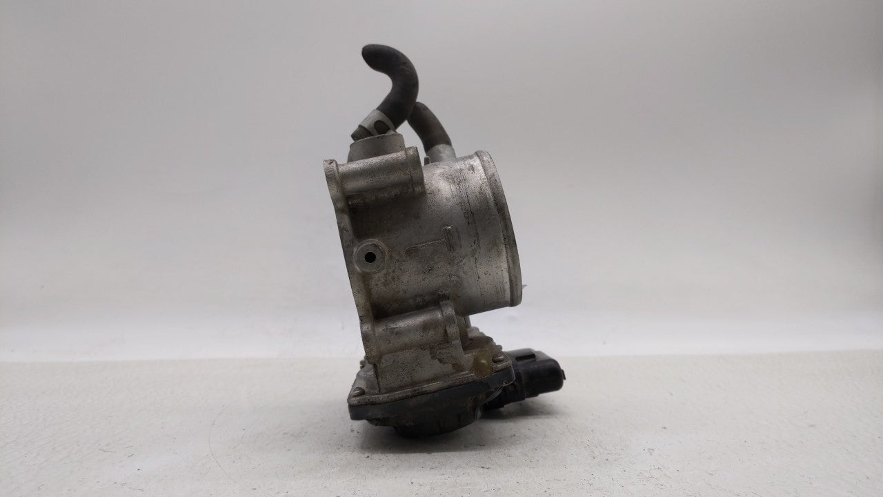 2011-2018 Hyundai Elantra Throttle Body P/N:35100-2E000 Fits Fits 2011 2012 2013 2014 2015 2016 2017 2018 2019 OEM Used Auto