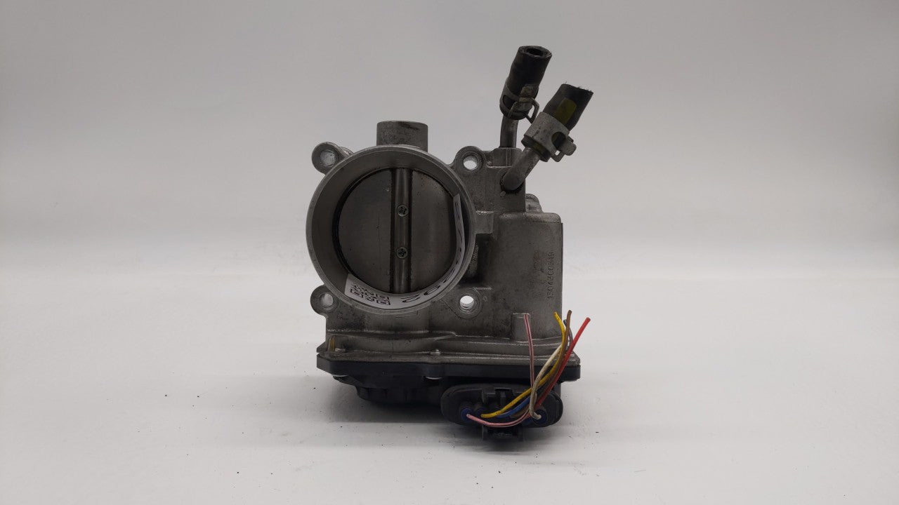 2011-2018 Hyundai Elantra Throttle Body P/N:35100-2E000 Fits Fits 2011 2012 2013 2014 2015 2016 2017 2018 2019 OEM Used Auto