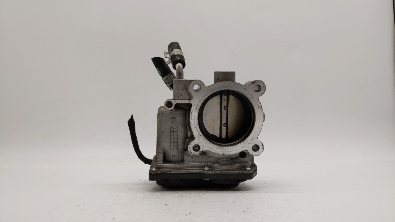 2011-2018 Hyundai Elantra Throttle Body P/N:35100-2E000 Fits Fits 2011 2012 2013 2014 2015 2016 2017 2018 2019 OEM Used Auto
