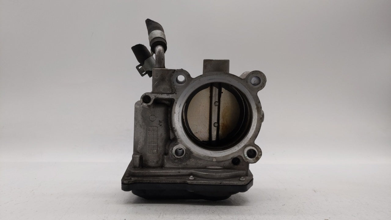 2011-2018 Hyundai Elantra Throttle Body P/N:35100-2E000 Fits Fits 2011 2012 2013 2014 2015 2016 2017 2018 2019 OEM Used Auto