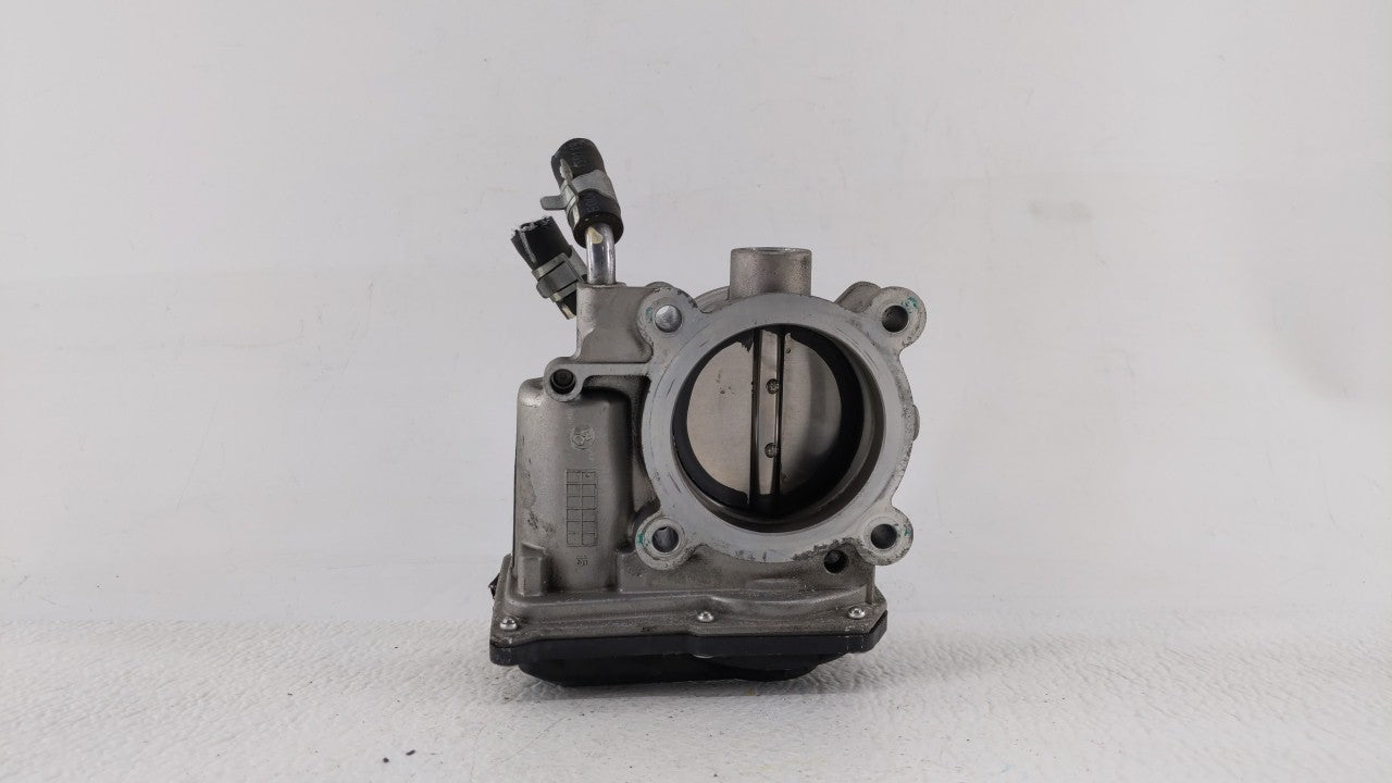 2011-2018 Hyundai Elantra Throttle Body P/N:35100-2E000 Fits Fits 2011 2012 2013 2014 2015 2016 2017 2018 2019 OEM Used Auto