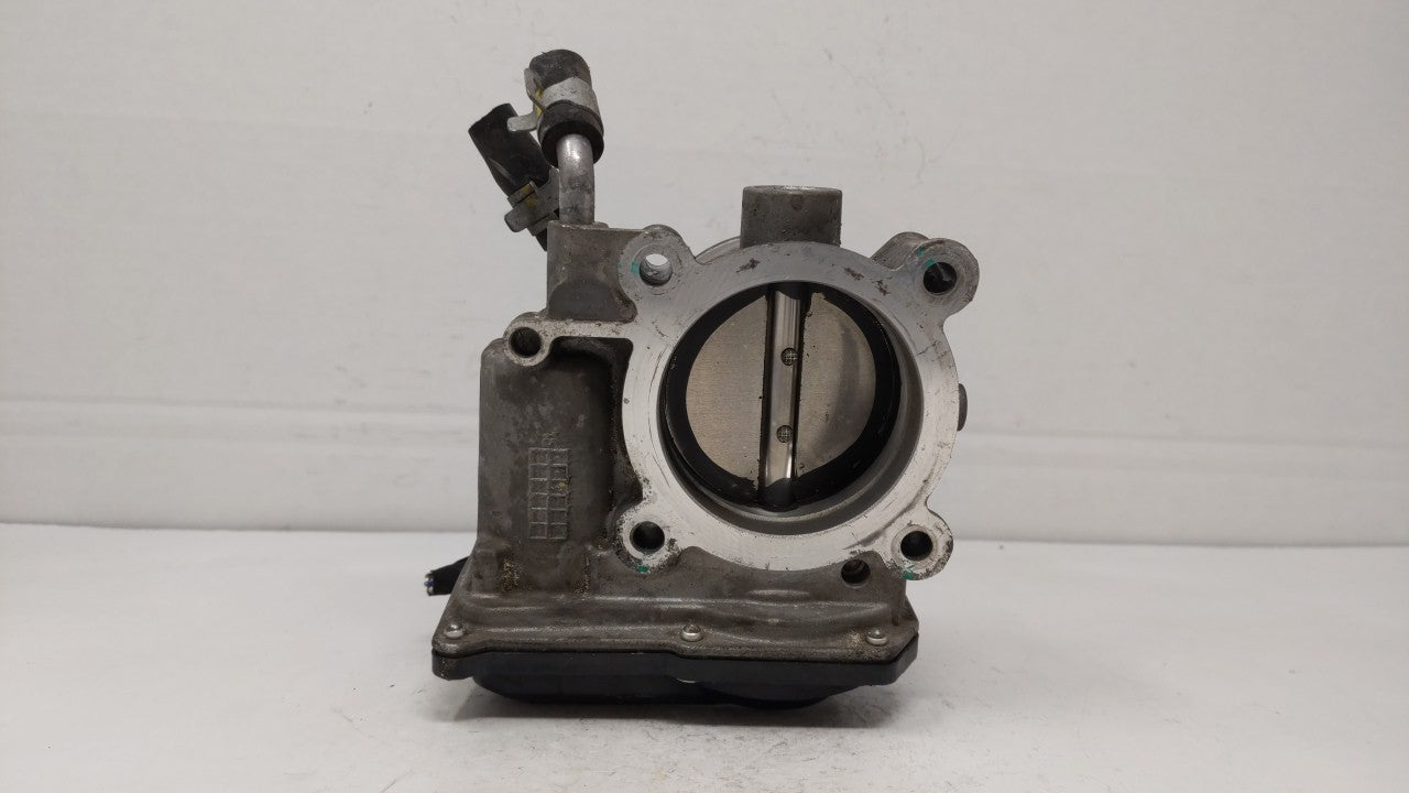 2011-2018 Hyundai Elantra Throttle Body P/N:35100-2E000 Fits Fits 2011 2012 2013 2014 2015 2016 2017 2018 2019 OEM Used Auto