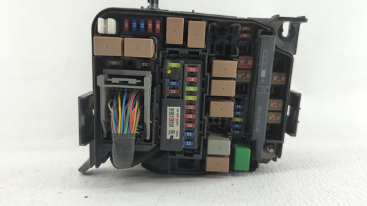 2014-2016 Hyundai Elantra Fusebox Fuse Box Panel Relay Module P/N:91265-3X080 91950-3X510 Fits Fits 2014 2015 2016 OEM Used Auto Parts