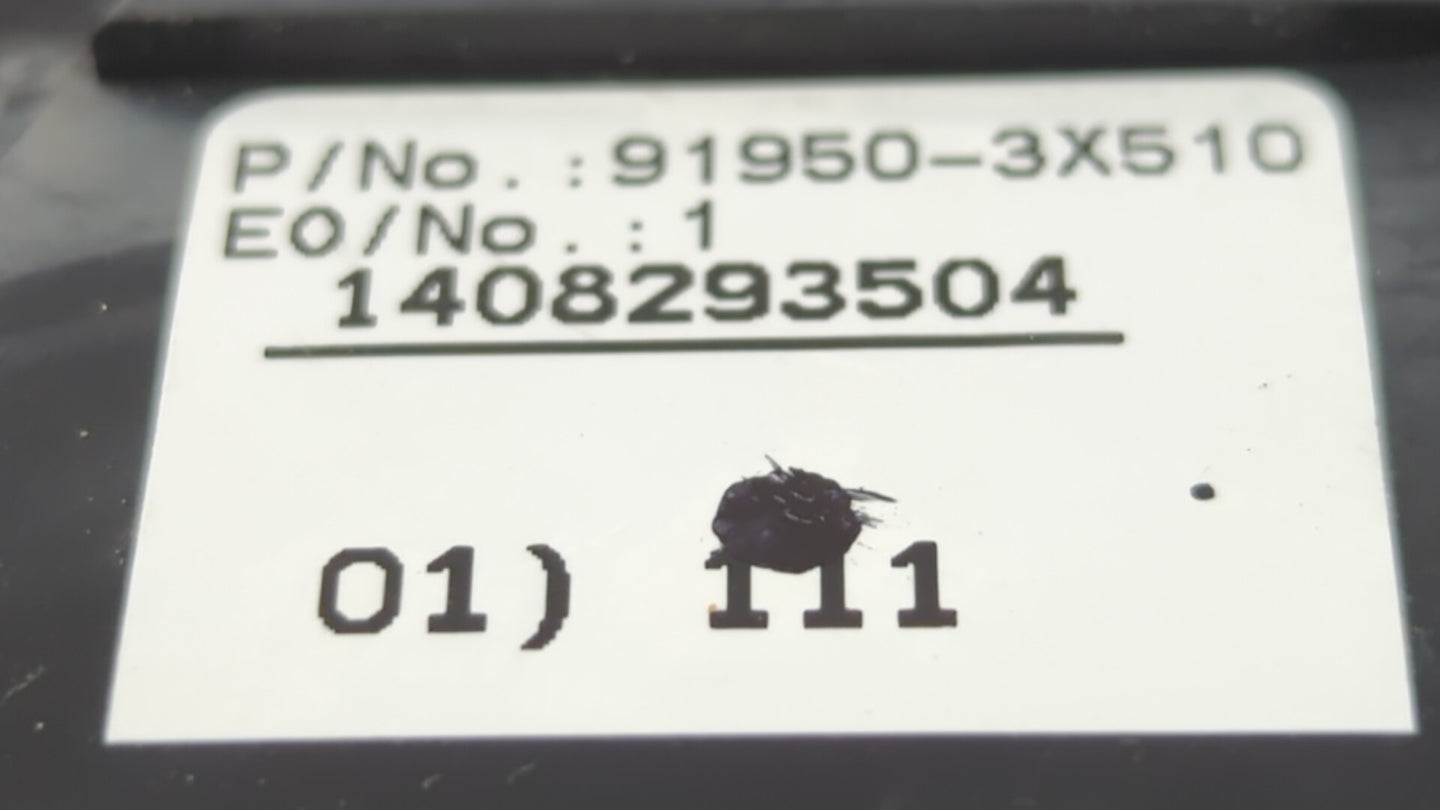 2014-2016 Hyundai Elantra Fusebox Fuse Box Panel Relay Module P/N:91265-3X080 91950-3X510 Fits Fits 2014 2015 2016 OEM Used 