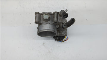 2011-2018 Hyundai Elantra Throttle Body P/N:35100-2E710 35100-2E000 Fits Fits 2011 2012 2013 2014 2015 2016 2017 2018 2019 OEM Used Auto Parts