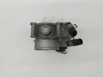 2011-2018 Hyundai Elantra Throttle Body P/N:35100-2E710 35100-2E000 Fits Fits 2011 2012 2013 2014 2015 2016 2017 2018 2019 OEM Used Auto Parts