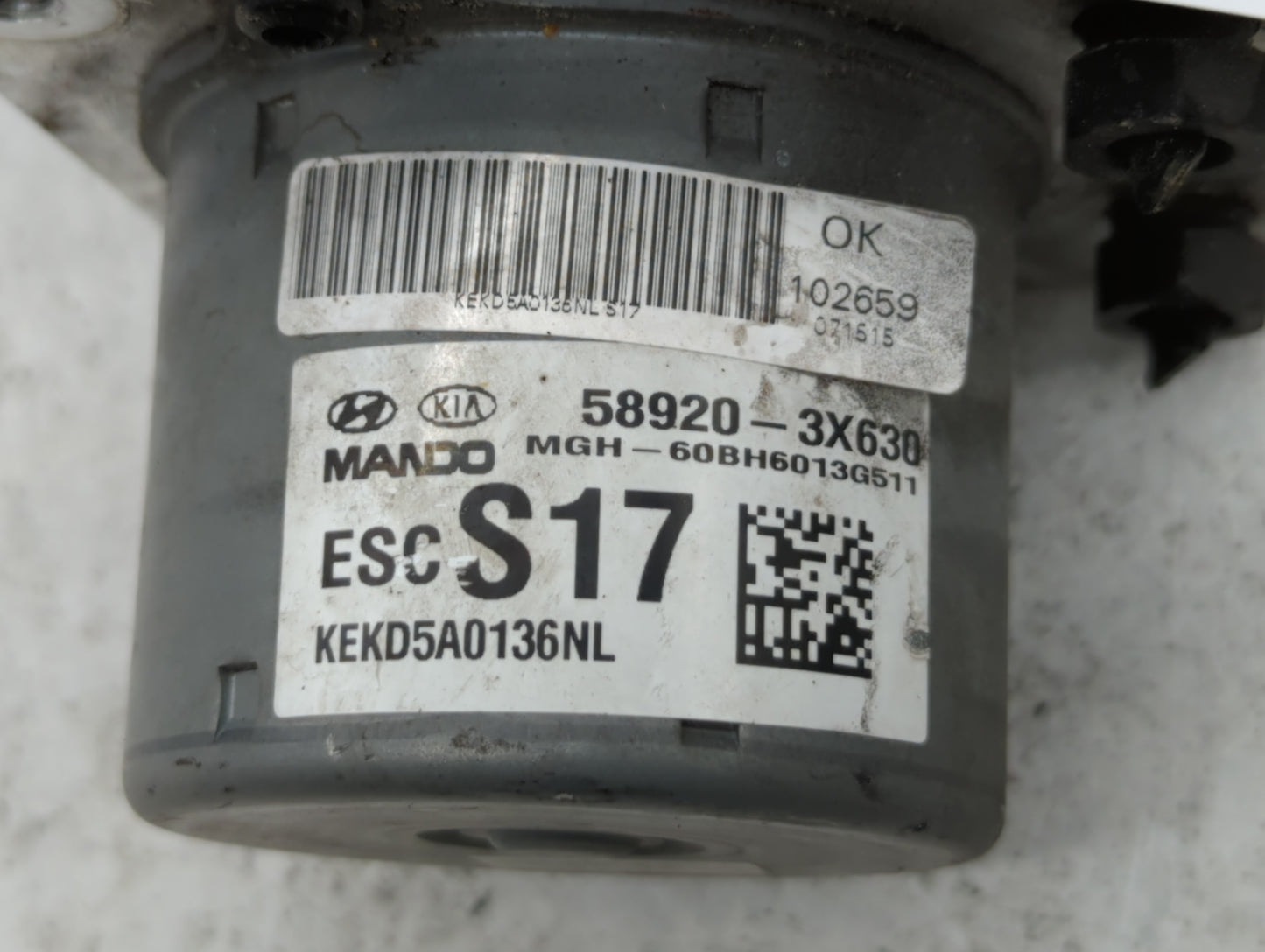 2014-2016 Hyundai Elantra ABS Pump Control Module Replacement P/N:BE6003G510 58920-3X630 Fits Fits 2014 2015 2016 OEM Used A