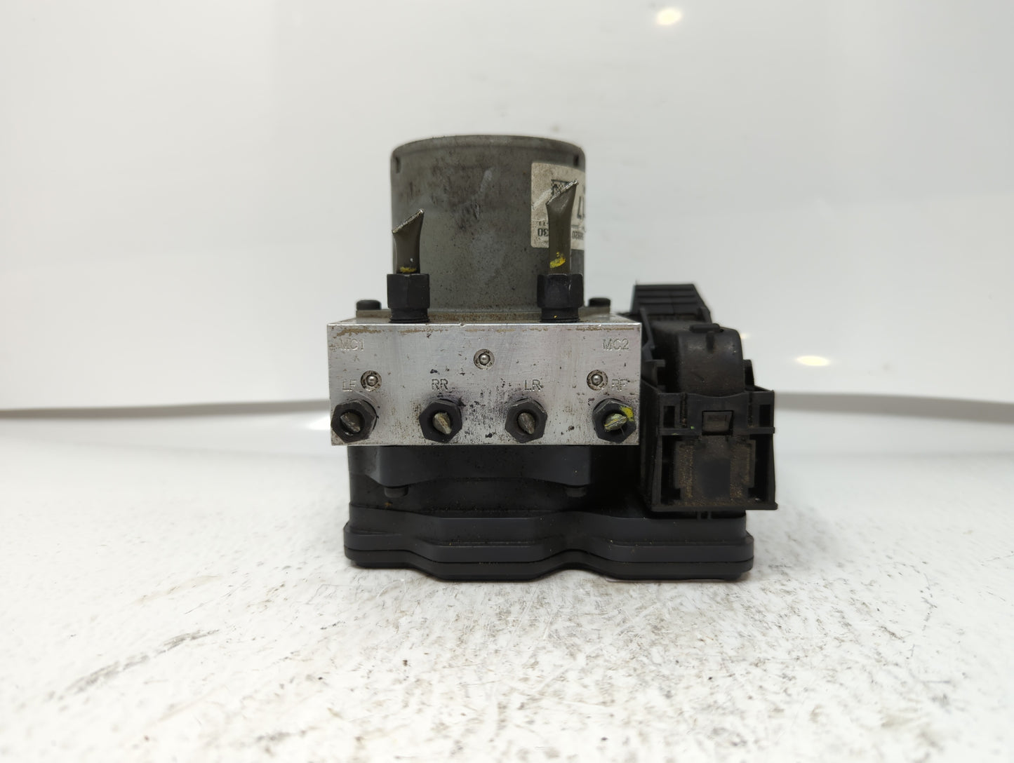 2014-2016 Hyundai Elantra ABS Pump Control Module Replacement P/N:BE6003G510 58920-3X630 Fits Fits 2014 2015 2016 OEM Used A