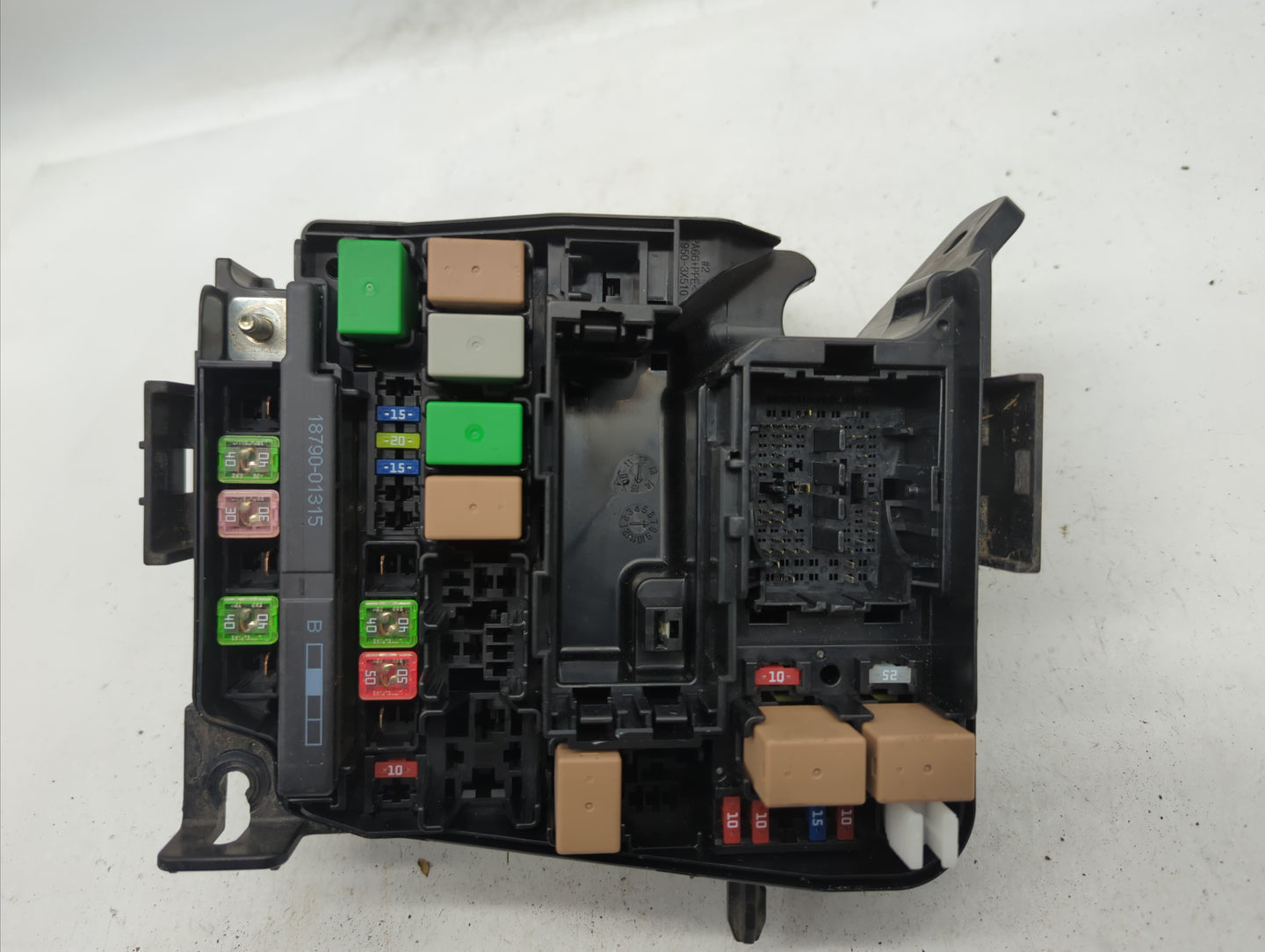 2014-2016 Hyundai Elantra Fusebox Fuse Box Panel Relay Module P/N:91265 3X060 91265 3X060A, 91951-3X100 Fits Fits 2014 2015 