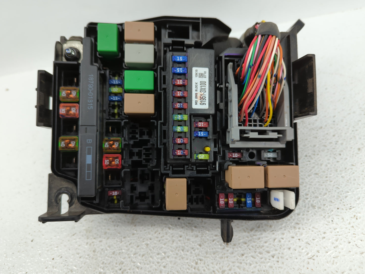 2014-2016 Hyundai Elantra Fusebox Fuse Box Panel Relay Module P/N:91265 3X060 91265 3X060A, 91951-3X100 Fits Fits 2014 2015 