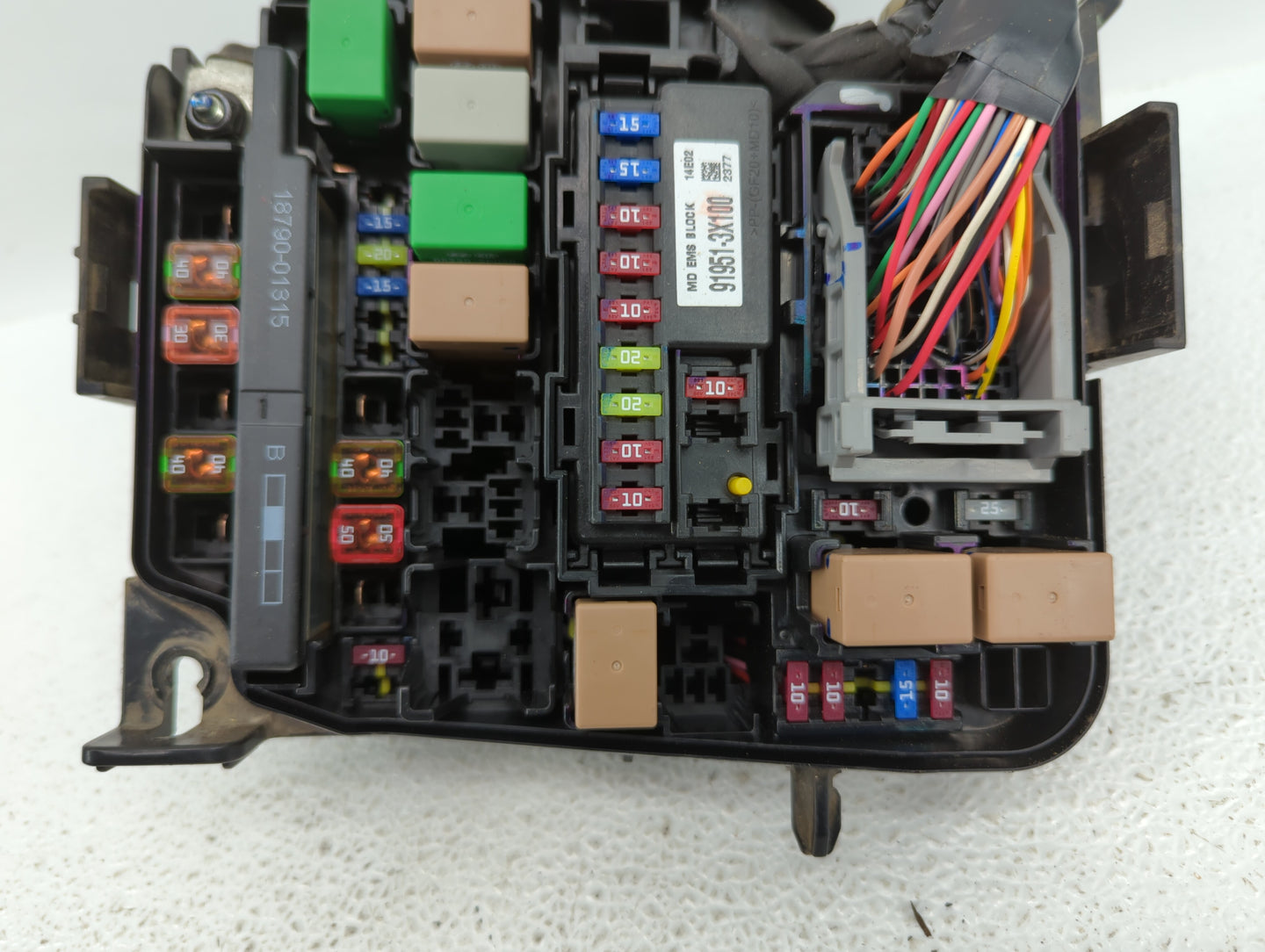 2014-2016 Hyundai Elantra Fusebox Fuse Box Panel Relay Module P/N:91201 3Y040 91265 3X060, 91265 3X060A Fits Fits 2014 2015 