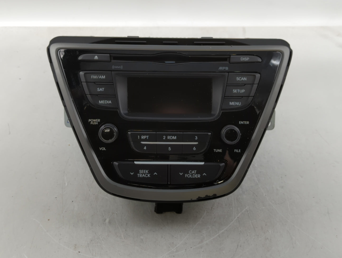 2014-2016 Hyundai Elantra Am Fm Cd Player Radio Receiver - Oemusedautoparts1.com