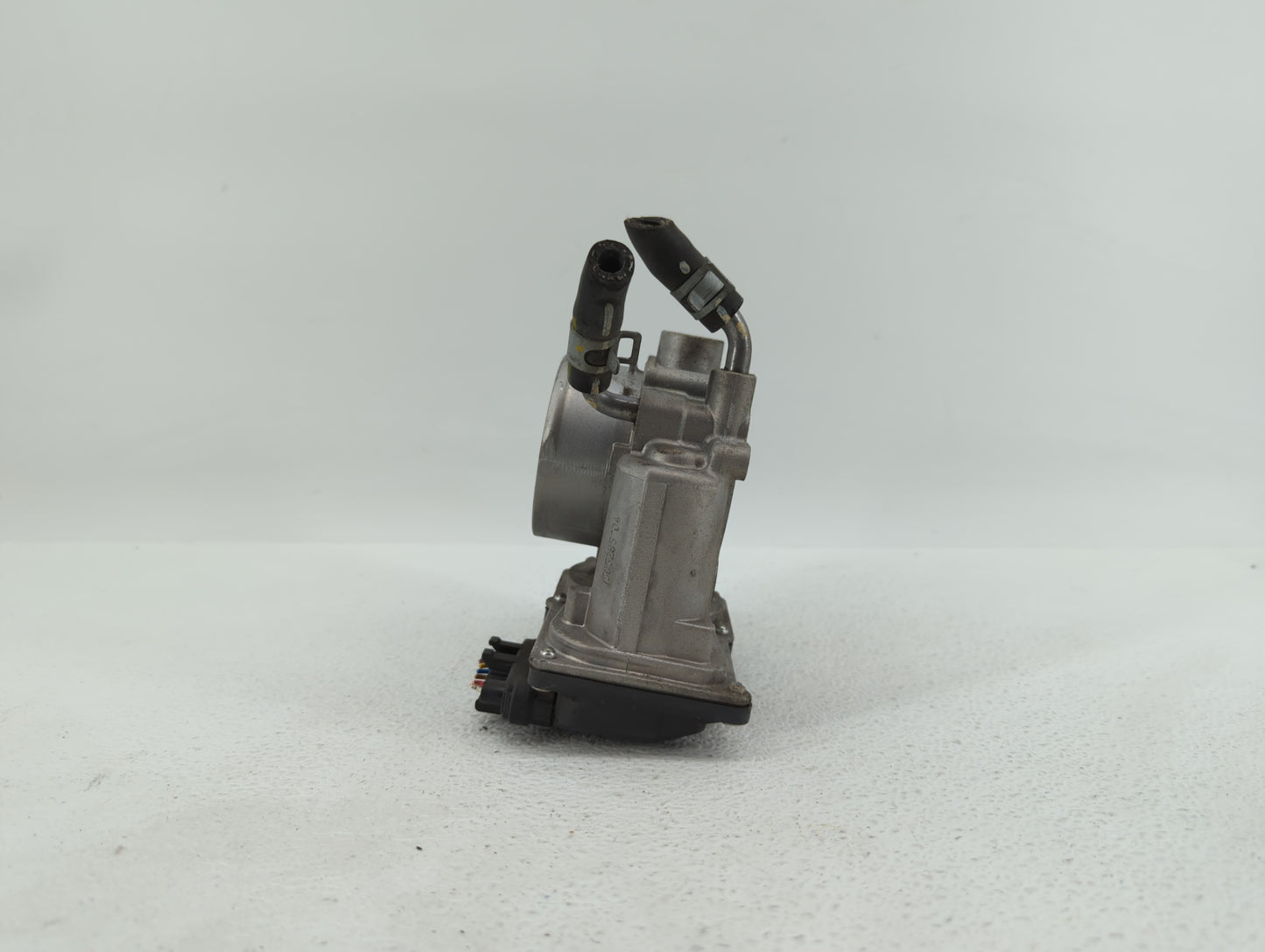 2011-2018 Hyundai Elantra Throttle Body P/N:35100-2E000 1302150124 Fits Fits 2011 2012 2013 2014 2015 2016 2017 2018 2019 OE