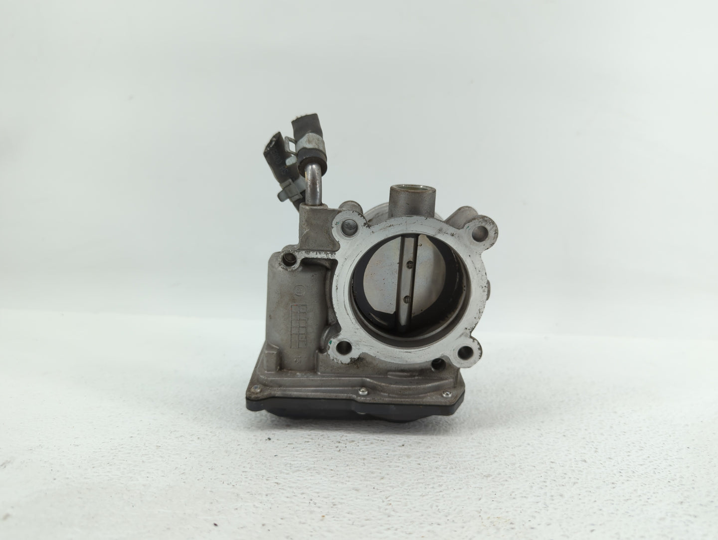2011-2018 Hyundai Elantra Throttle Body P/N:35100-2E000 1302150124 Fits Fits 2011 2012 2013 2014 2015 2016 2017 2018 2019 OE