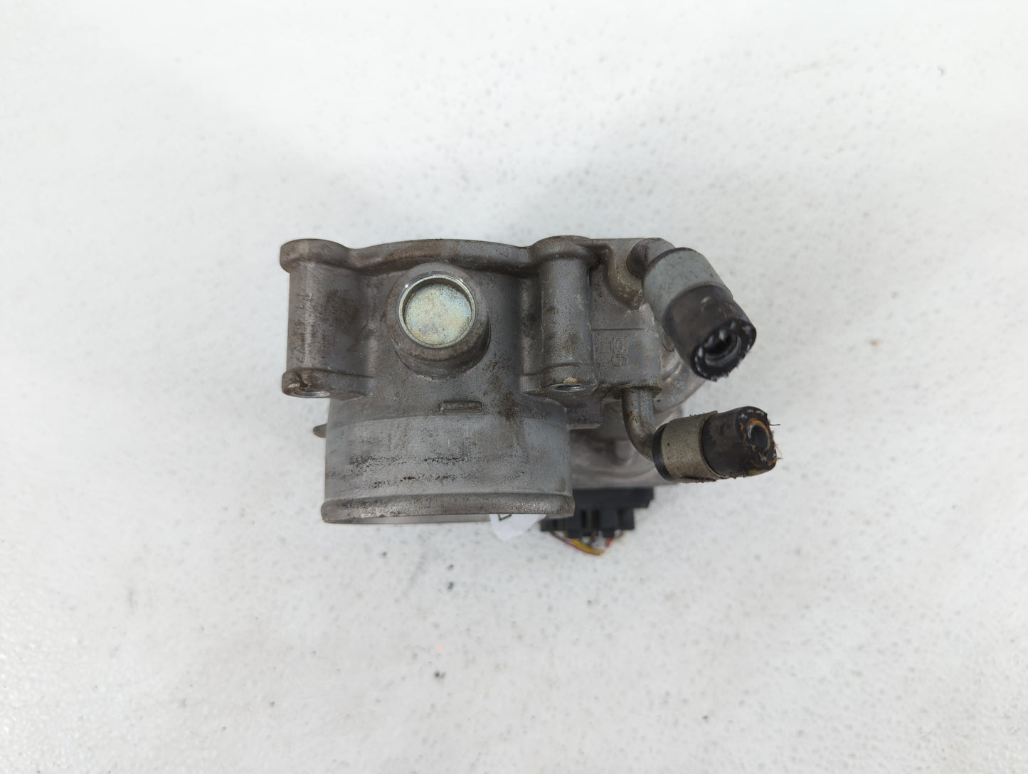 2011-2018 Hyundai Elantra Throttle Body P/N:35100-2E000 1302150124 Fits Fits 2011 2012 2013 2014 2015 2016 2017 2018 2019 OE