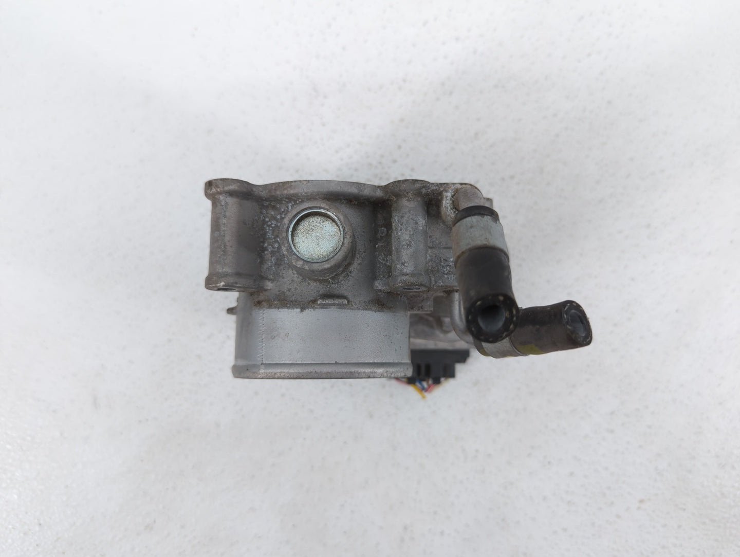 2011-2018 Hyundai Elantra Throttle Body P/N:35100-2E000 1302150124 Fits Fits 2011 2012 2013 2014 2015 2016 2017 2018 2019 OE
