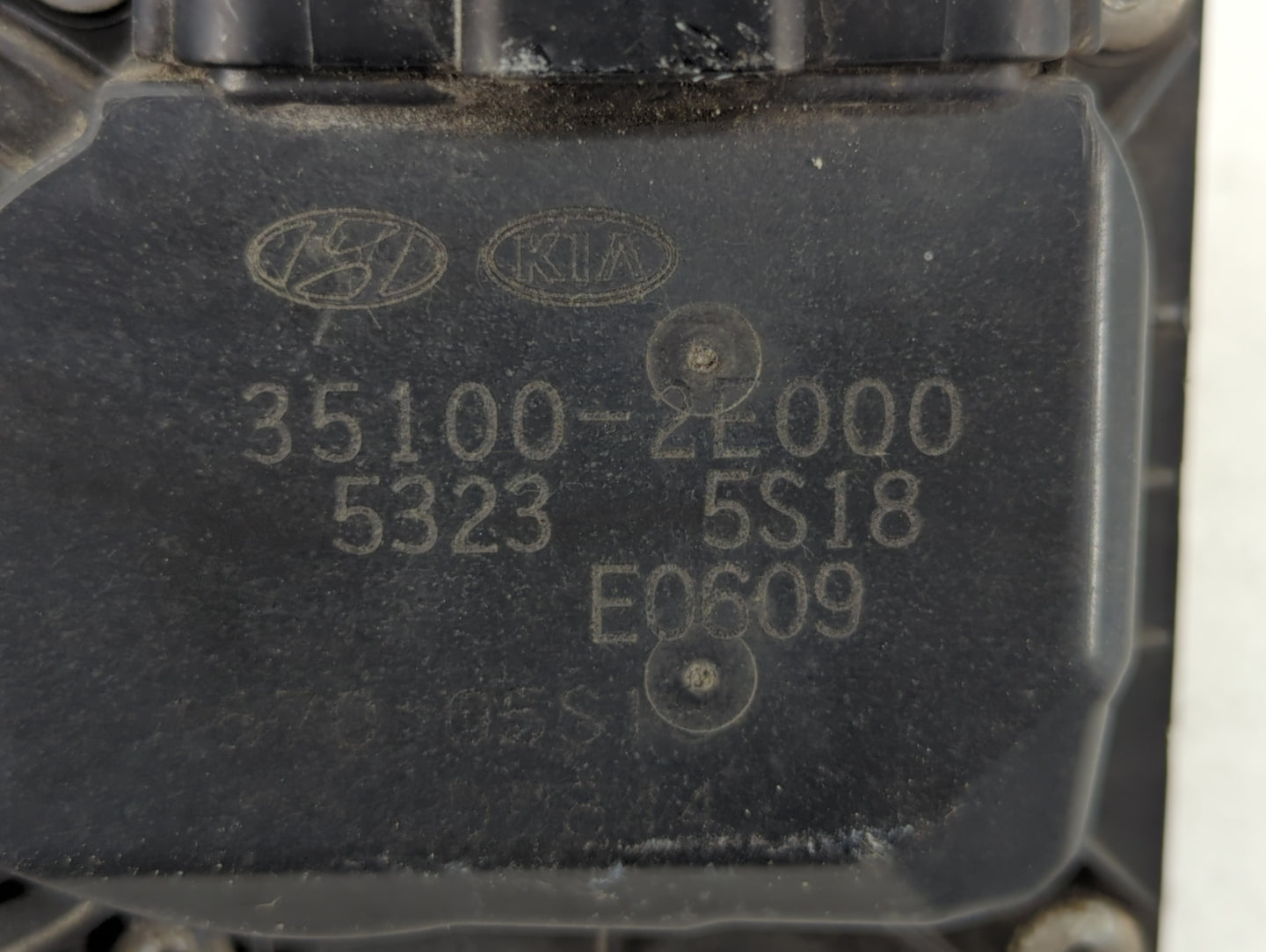 2011-2018 Hyundai Elantra Throttle Body P/N:35100-2E000 1302150124 Fits Fits 2011 2012 2013 2014 2015 2016 2017 2018 2019 OE