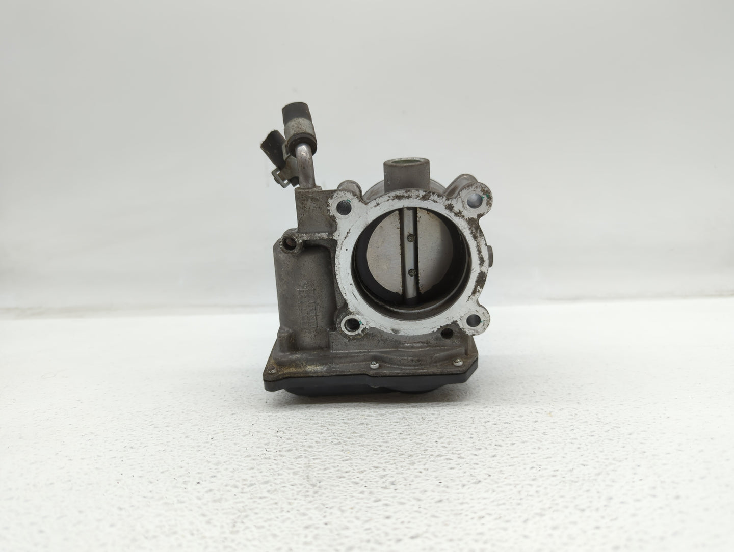 2011-2018 Hyundai Elantra Throttle Body P/N:35100-2E000 1302150124 Fits Fits 2011 2012 2013 2014 2015 2016 2017 2018 2019 OE