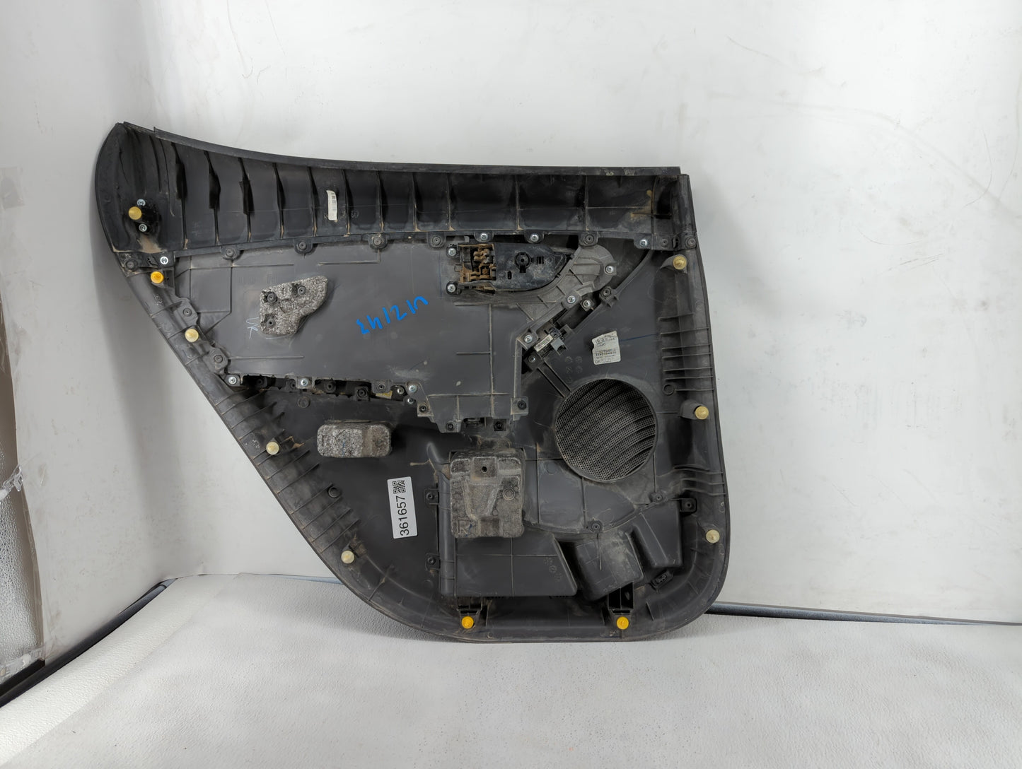 2016 Hyundai Elantra Rear Right Passenger Interior Door Panel Trim - Oemusedautoparts1.com