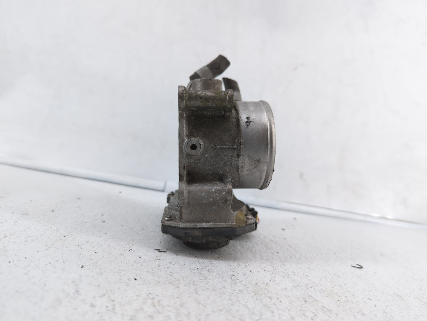 2011-2020 Hyundai Elantra Throttle Body P/N:35100-2E000 1302150124 Fits OEM Used Auto Parts - Oemusedautoparts1.com