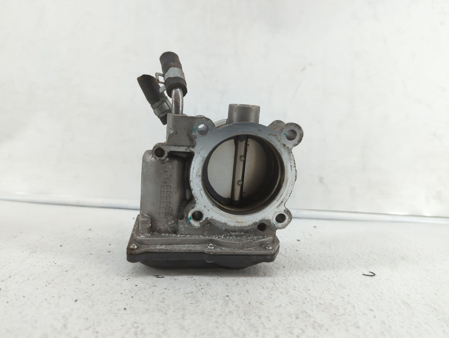 2011-2020 Hyundai Elantra Throttle Body P/N:35100-2E000 1302150124 Fits OEM Used Auto Parts - Oemusedautoparts1.com