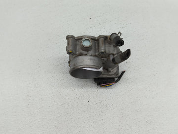 2011-2018 Hyundai Elantra Throttle Body P/N:35100-2E000 1302150124 Fits Fits 2011 2012 2013 2014 2015 2016 2017 2018 2019 OEM Used Auto Parts