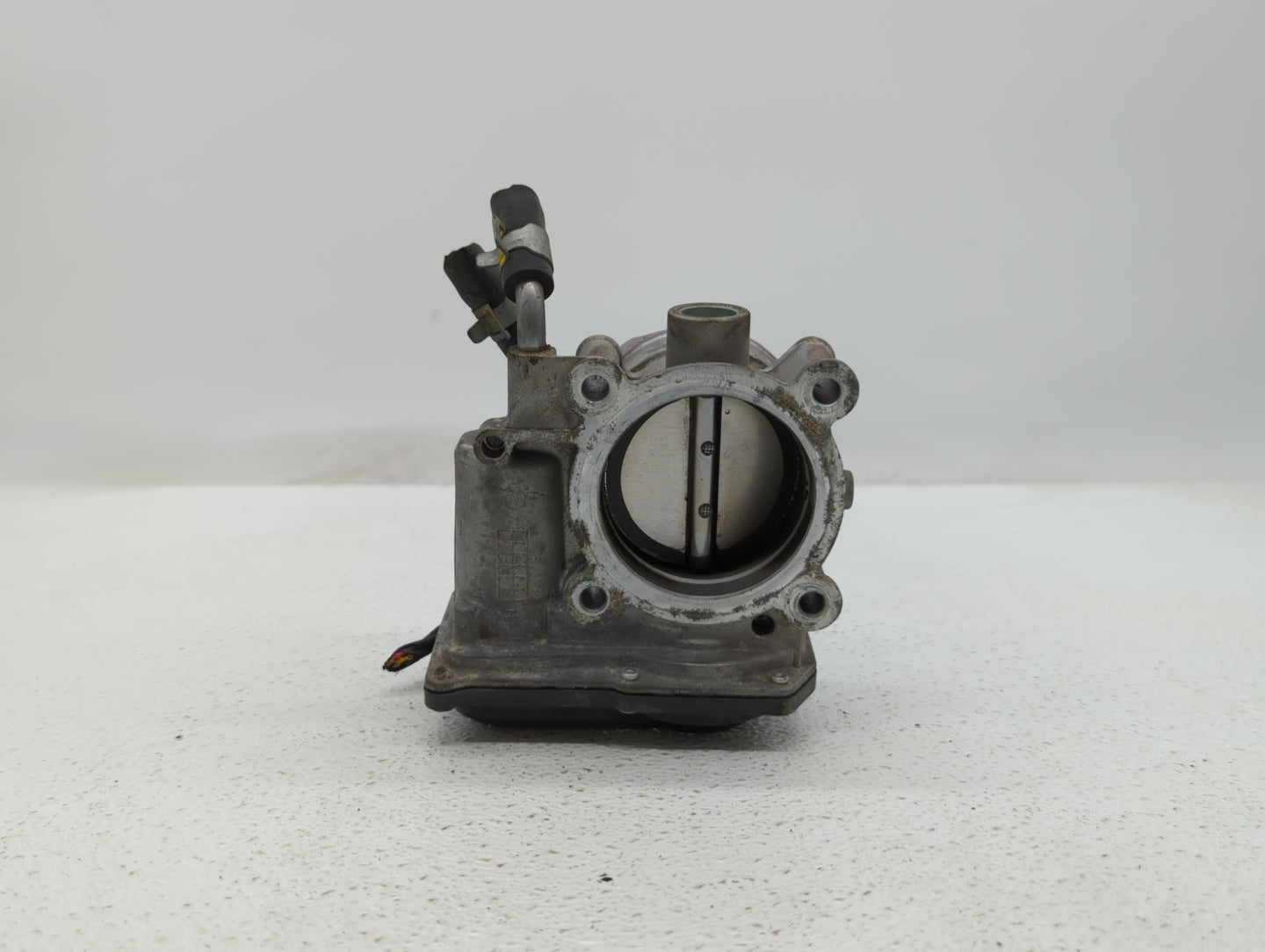2011-2018 Hyundai Elantra Throttle Body P/N:35100-2E000 1302150124 Fits Fits 2011 2012 2013 2014 2015 2016 2017 2018 2019 OE