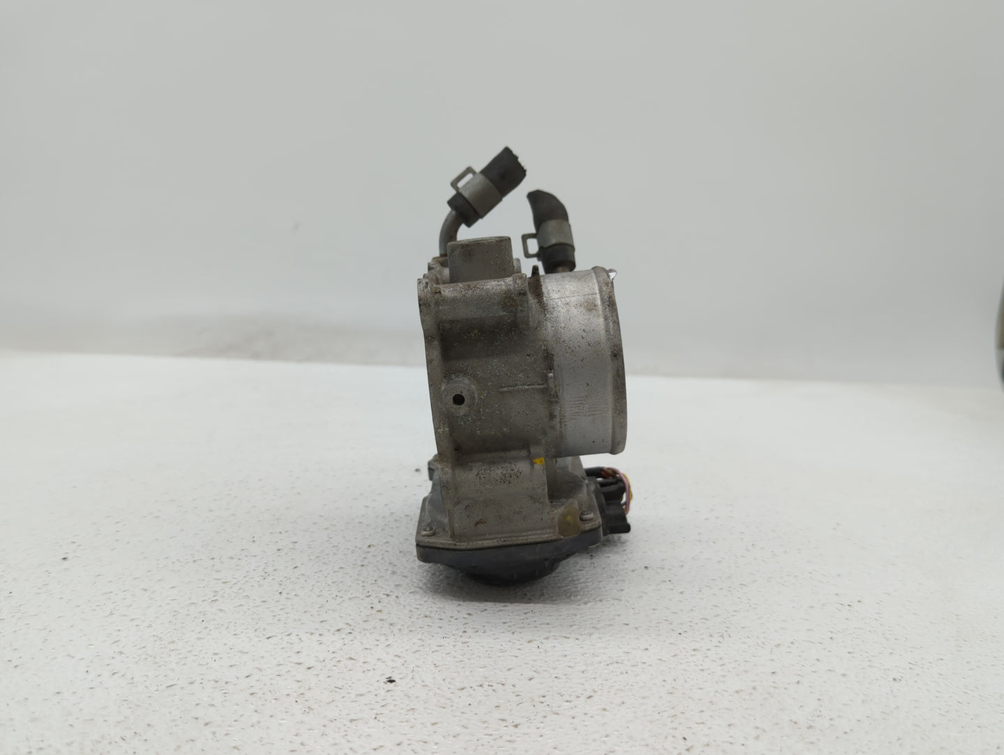 2011-2018 Hyundai Elantra Throttle Body P/N:35100-2E000 1302150124 Fits Fits 2011 2012 2013 2014 2015 2016 2017 2018 2019 OE