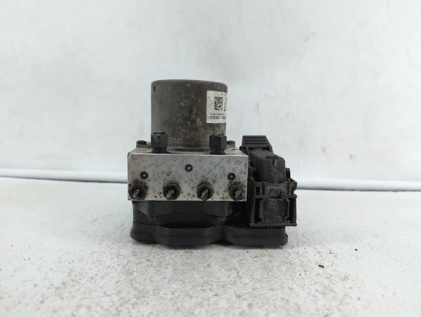 2014-2016 Hyundai Elantra ABS Pump Control Module Replacement P/N:BE6003G510 58920-3X630 Fits Fits 2014 2015 2016 OEM Used A