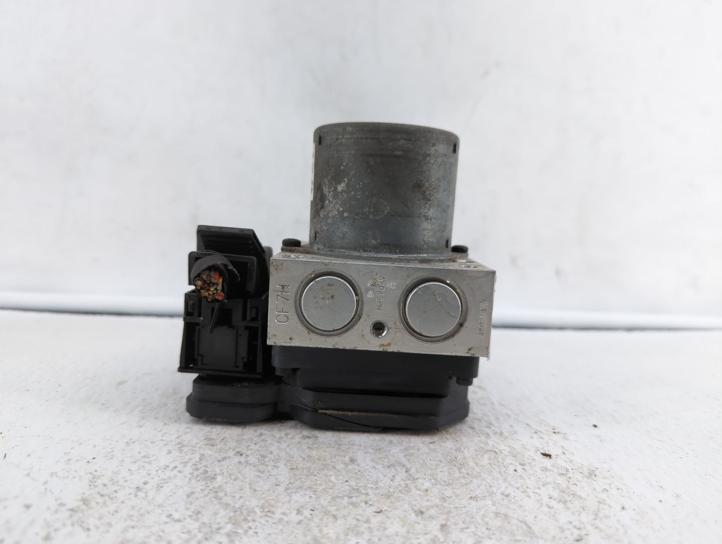2014-2016 Hyundai Elantra ABS Pump Control Module Replacement P/N:BE6003G510 58920-3X630 Fits Fits 2014 2015 2016 OEM Used A