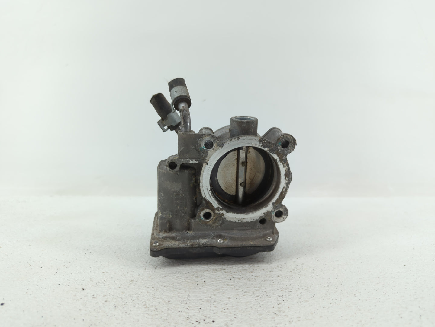 2011-2018 Hyundai Elantra Throttle Body P/N:35100-2E000 1302150124 Fits Fits 2011 2012 2013 2014 2015 2016 2017 2018 2019 OE