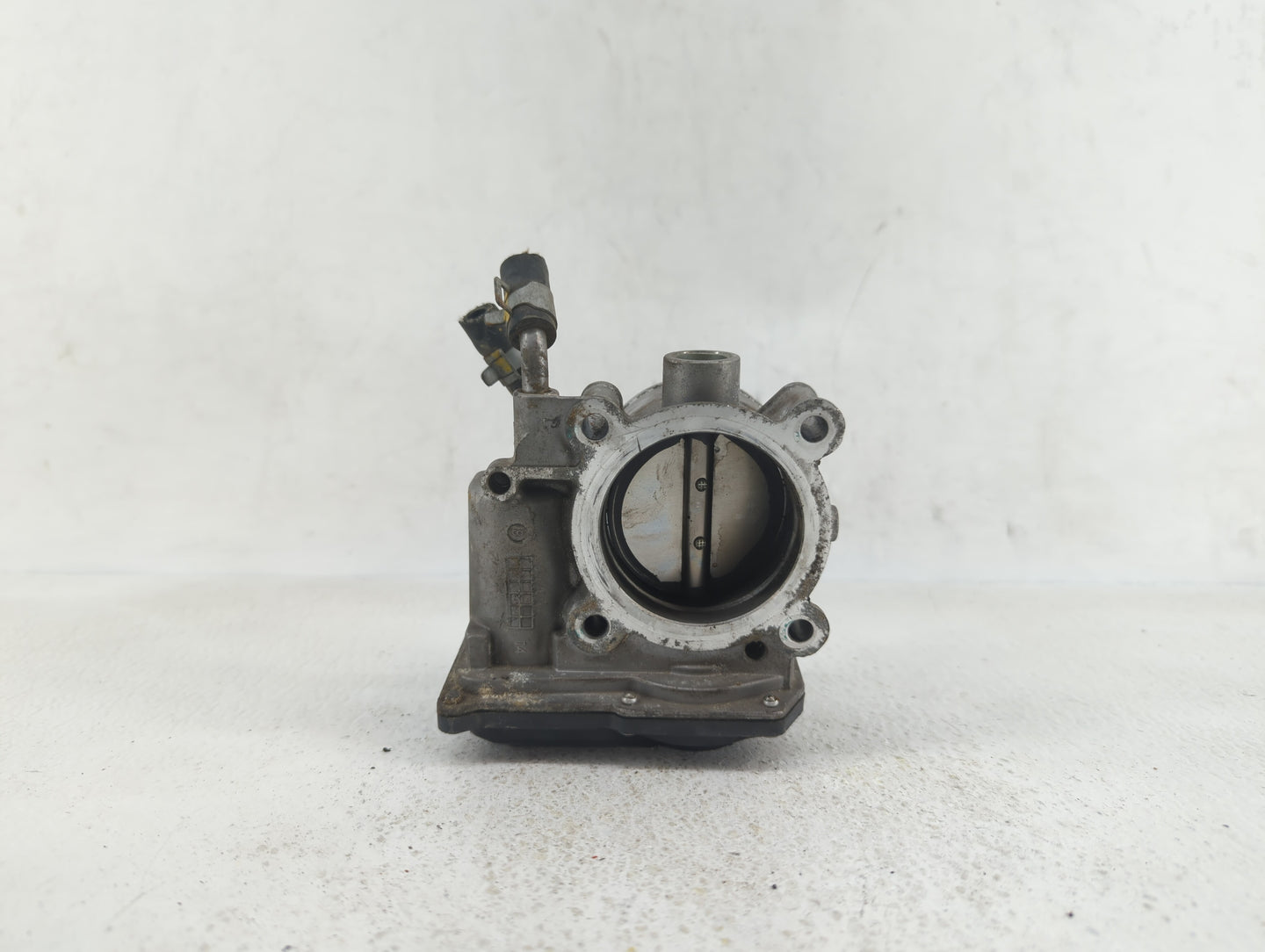 2011-2018 Hyundai Elantra Throttle Body P/N:35100-2E000 1302150124 Fits Fits 2011 2012 2013 2014 2015 2016 2017 2018 2019 OE