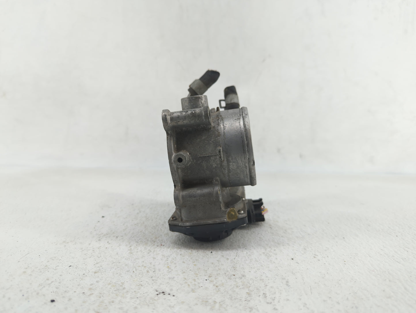2011-2018 Hyundai Elantra Throttle Body P/N:35100-2E000 1302150124 Fits Fits 2011 2012 2013 2014 2015 2016 2017 2018 2019 OE