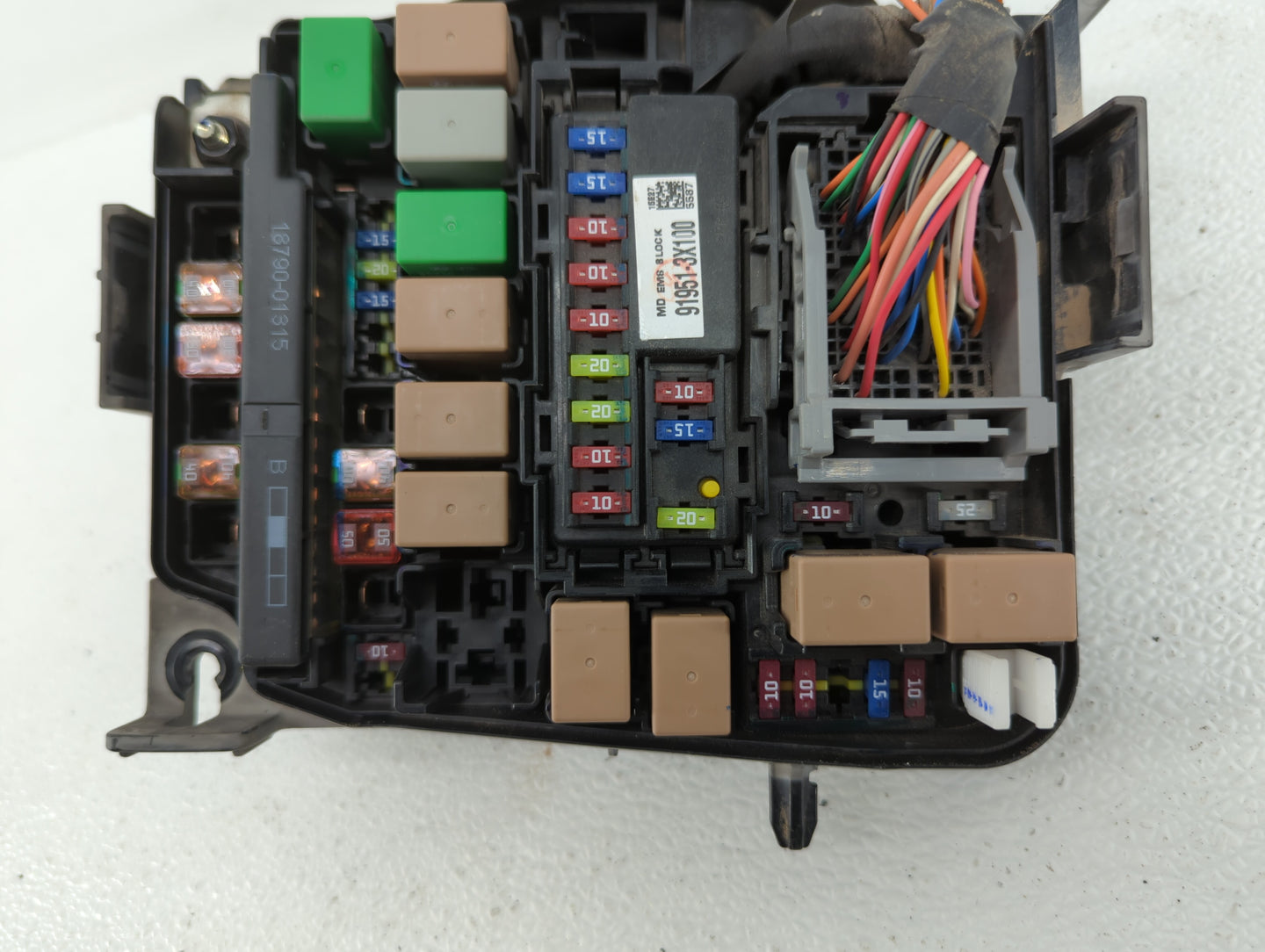 2014-2016 Hyundai Elantra Fusebox Fuse Box Panel Relay Module P/N:91265-3X080 91950-3X510 Fits Fits 2014 2015 2016 OEM Used 