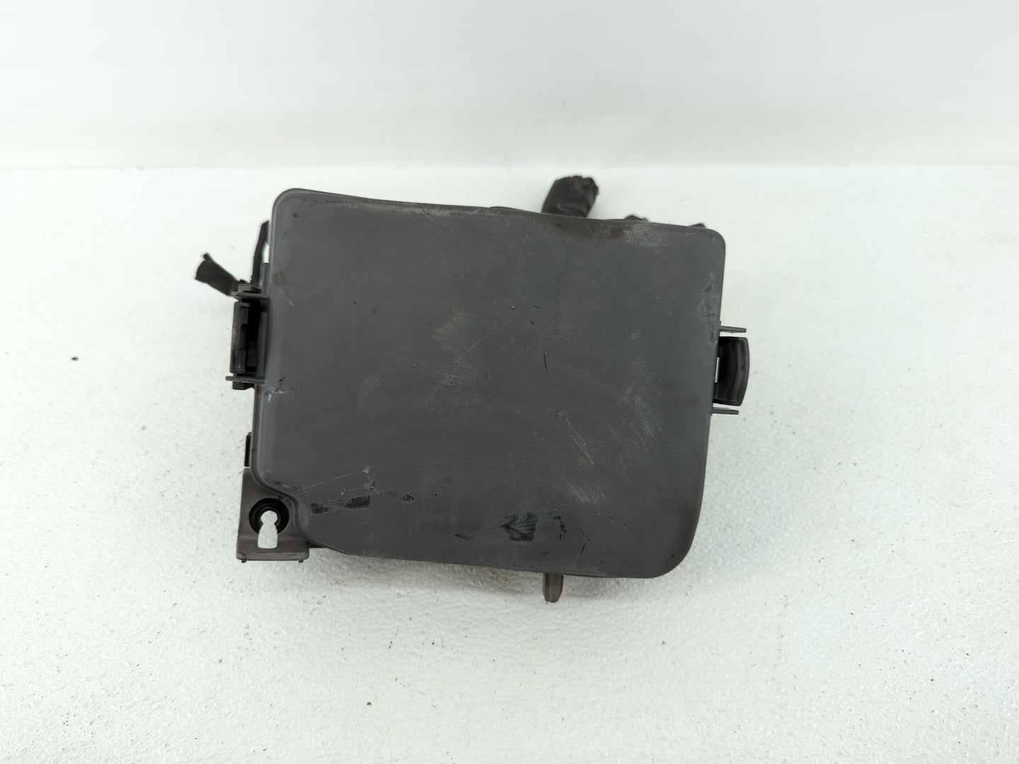 2014-2016 Hyundai Elantra Fusebox Fuse Box Panel Relay Module P/N:91265-3X080 91950-3X510 Fits Fits 2014 2015 2016 OEM Used 