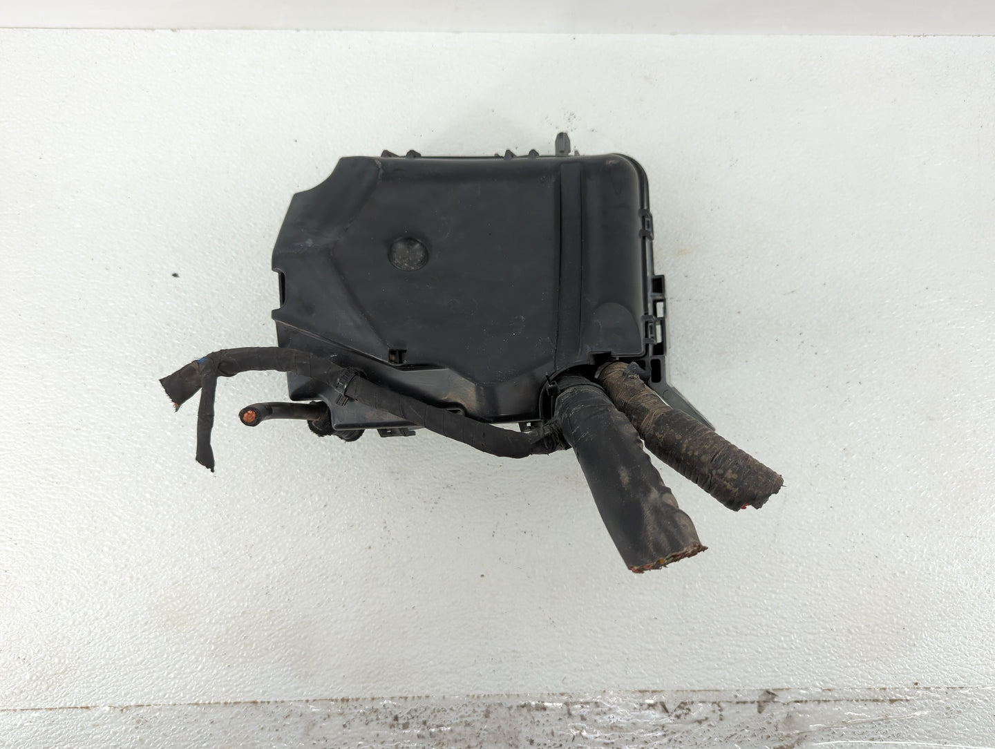 2014-2016 Hyundai Elantra Fusebox Fuse Box Panel Relay Module P/N:91265-3X080 91950-3X510 Fits Fits 2014 2015 2016 OEM Used 