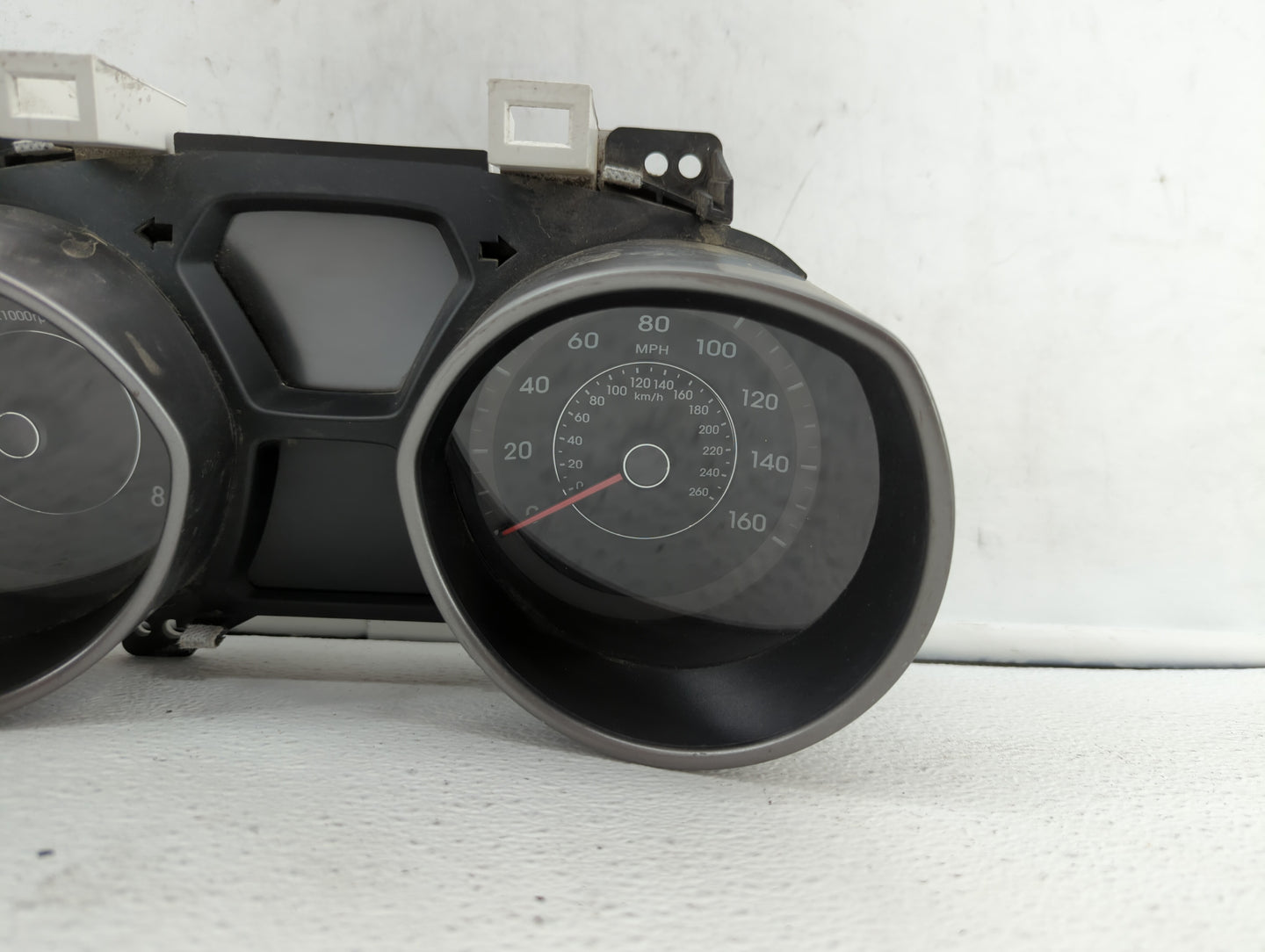2014-2016 Hyundai Elantra Instrument Cluster Speedometer Gauges P/N:83800-52X70 94004-3Y010 Fits Fits 2014 2015 2016 OEM Use