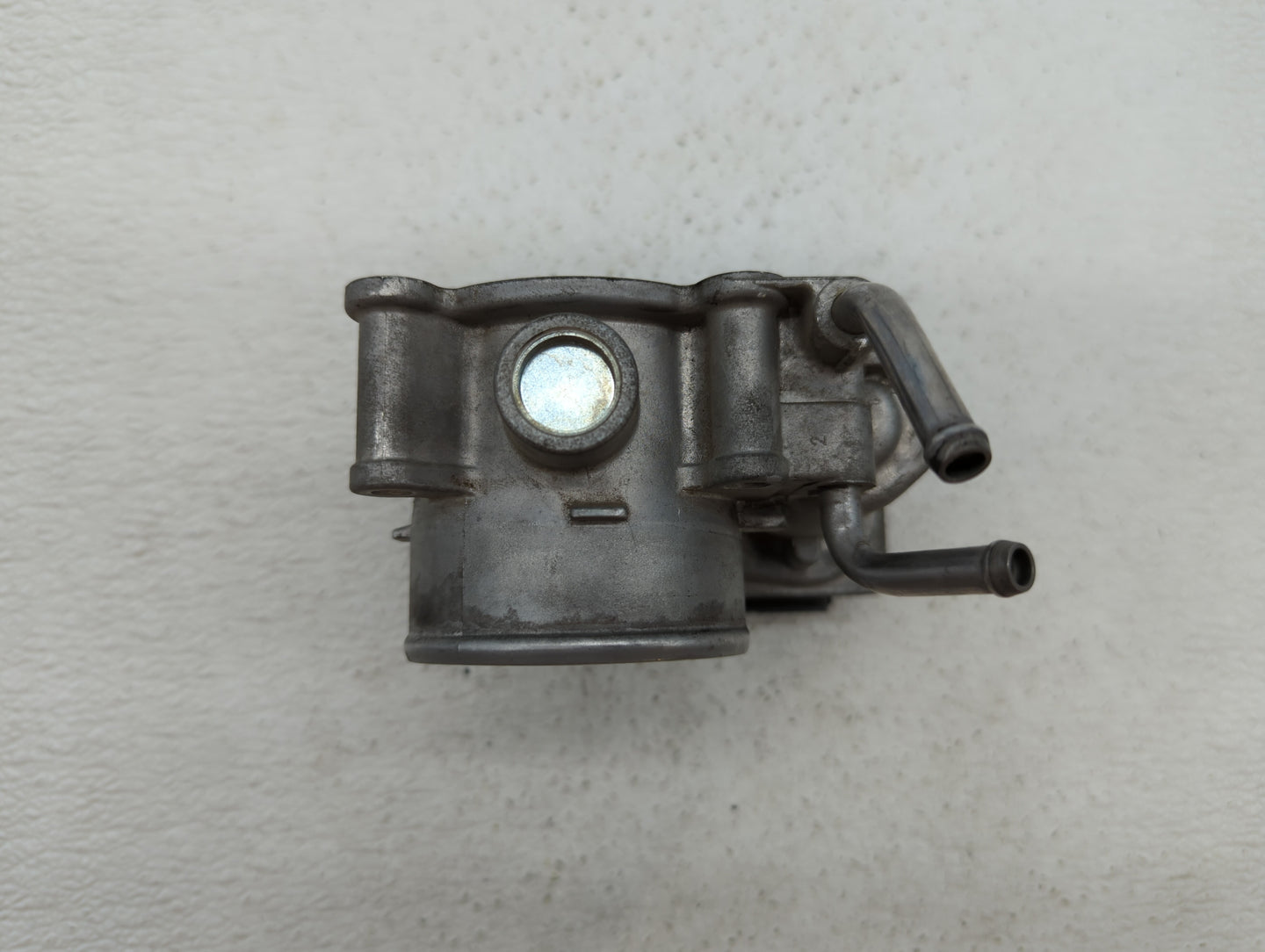 2011-2018 Hyundai Elantra Throttle Body P/N:35100-2E000 1302150124 Fits Fits 2011 2012 2013 2014 2015 2016 2017 2018 2019 OE