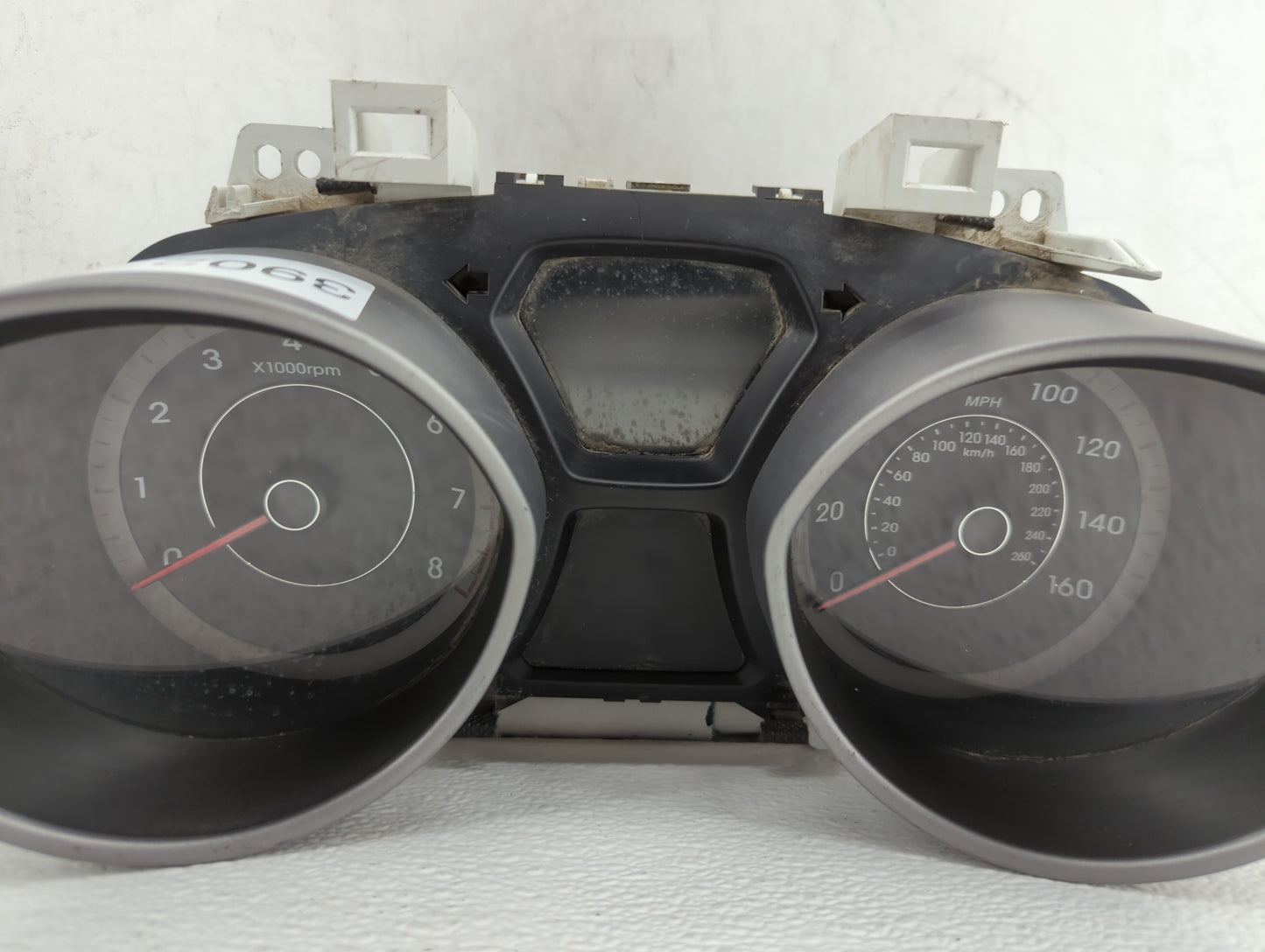 2014-2016 Hyundai Elantra Instrument Cluster Speedometer Gauges P/N:94004-3X210 94004-3Y010 Fits Fits 2014 2015 2016 OEM Use