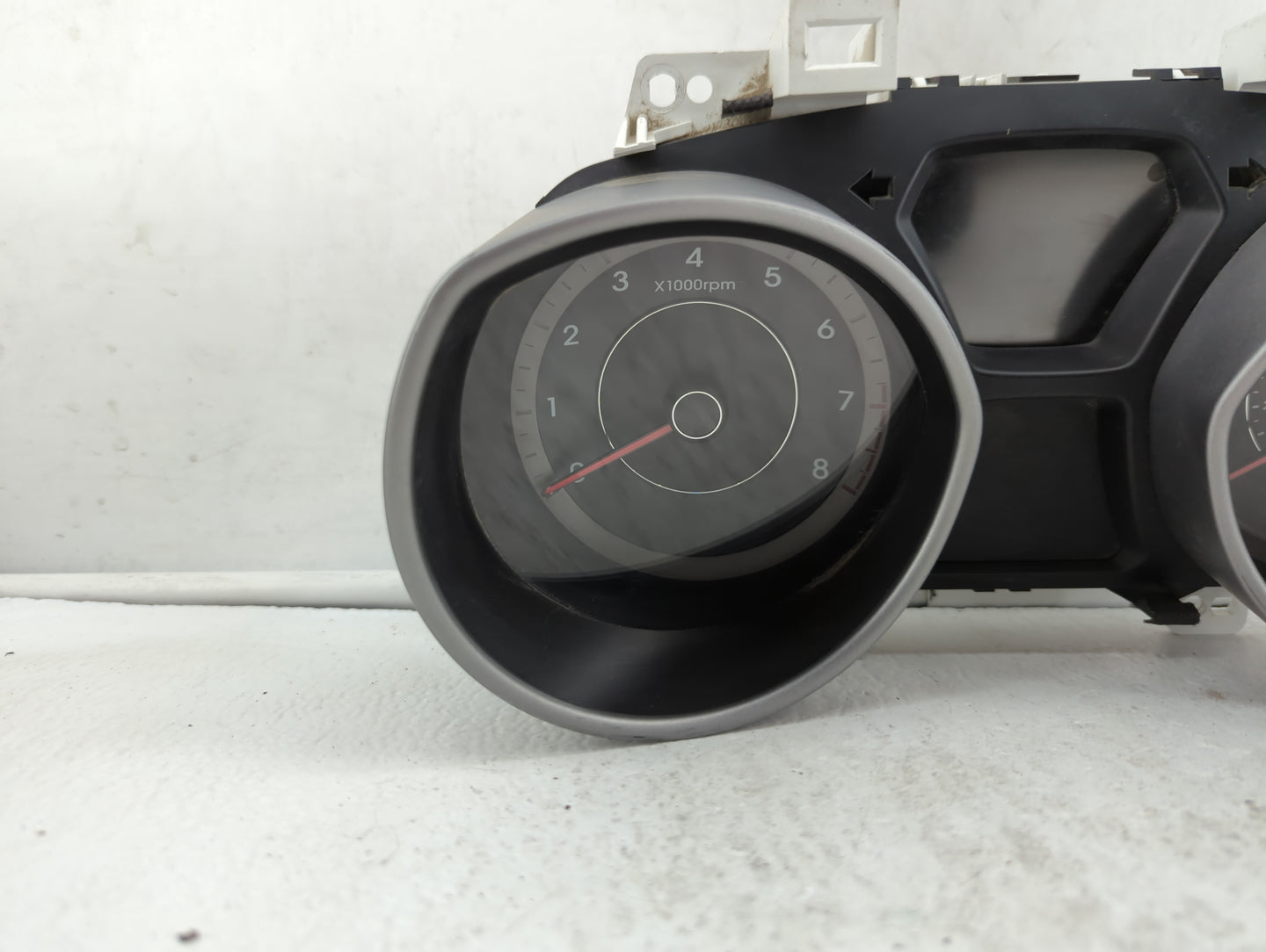 2014-2016 Hyundai Elantra Instrument Cluster Speedometer Gauges P/N:94004-3X210 94004-3Y010 Fits Fits 2014 2015 2016 OEM Use
