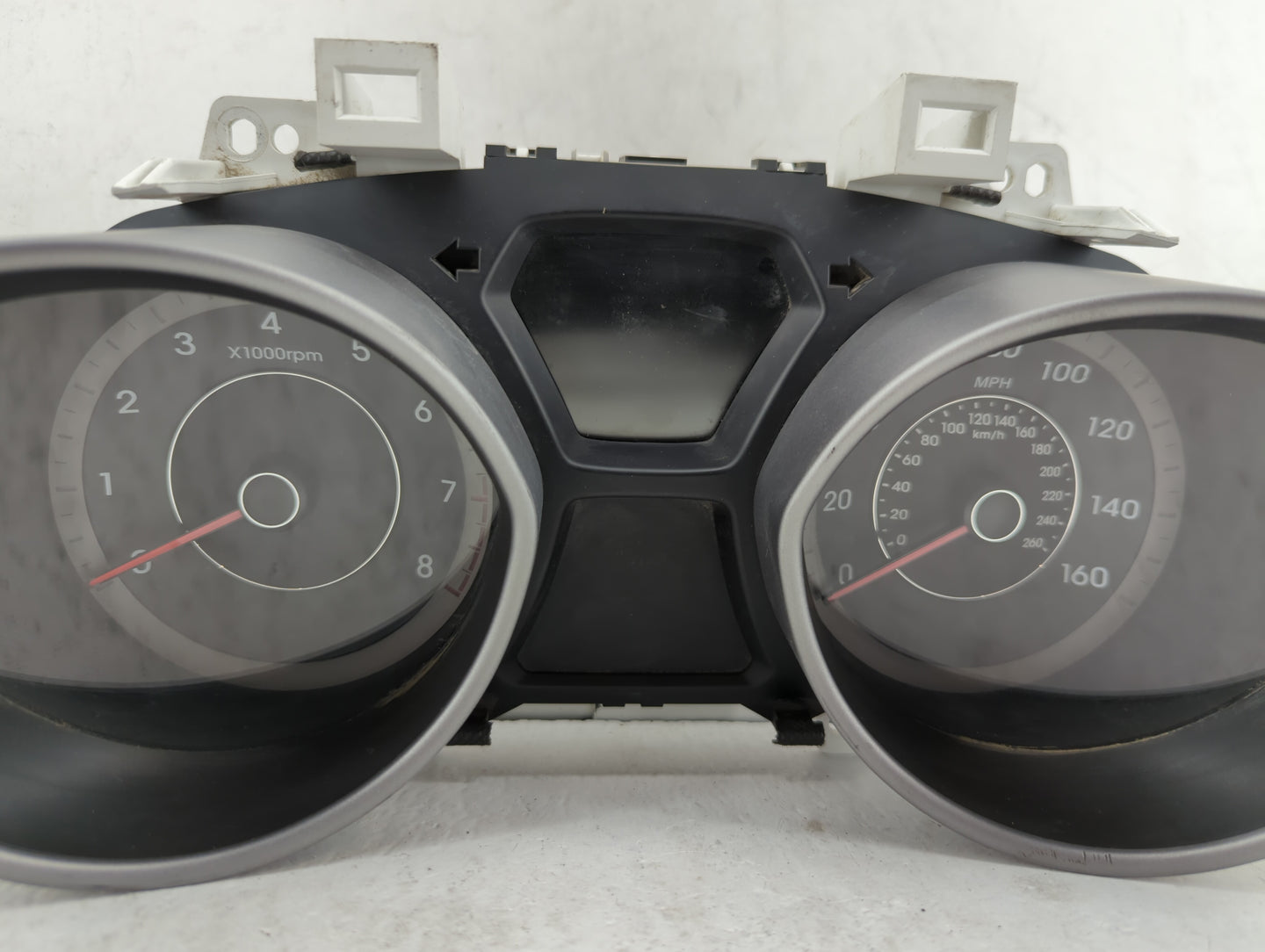 2014-2016 Hyundai Elantra Instrument Cluster Speedometer Gauges P/N:94004-3X210 94004-3Y010 Fits Fits 2014 2015 2016 OEM Use