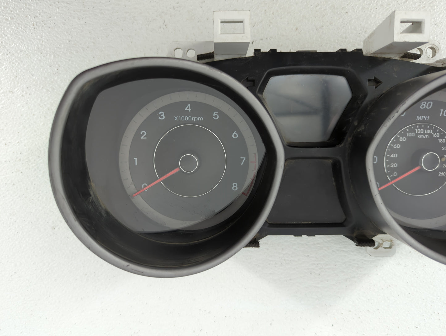 2014-2016 Hyundai Elantra Instrument Cluster Speedometer Gauges P/N:94004-3X210 94004-3Y010 Fits Fits 2014 2015 2016 OEM Use
