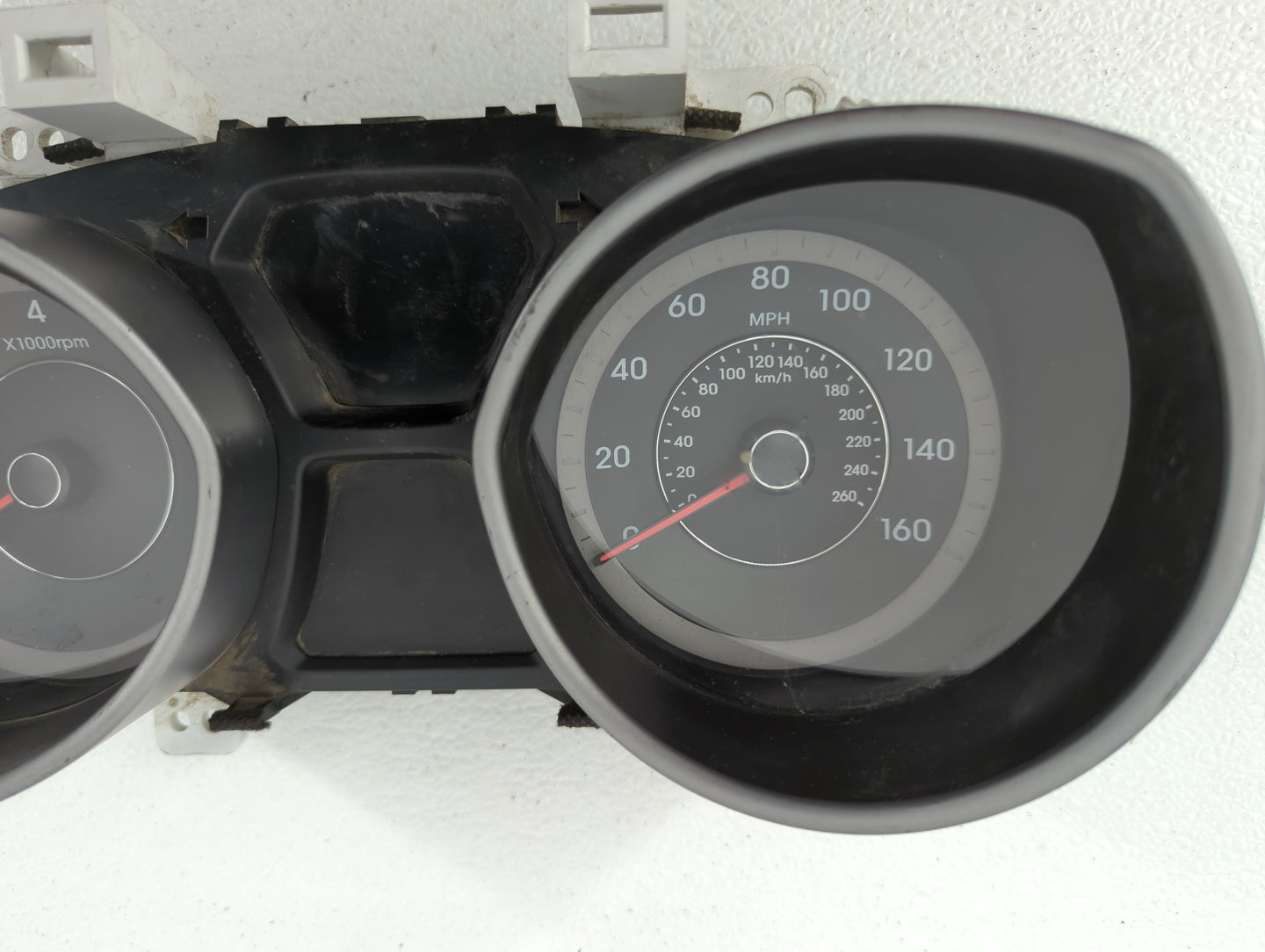 2014-2016 Hyundai Elantra Instrument Cluster Speedometer Gauges P/N:94004-3X210 94004-3Y010 Fits Fits 2014 2015 2016 OEM Use