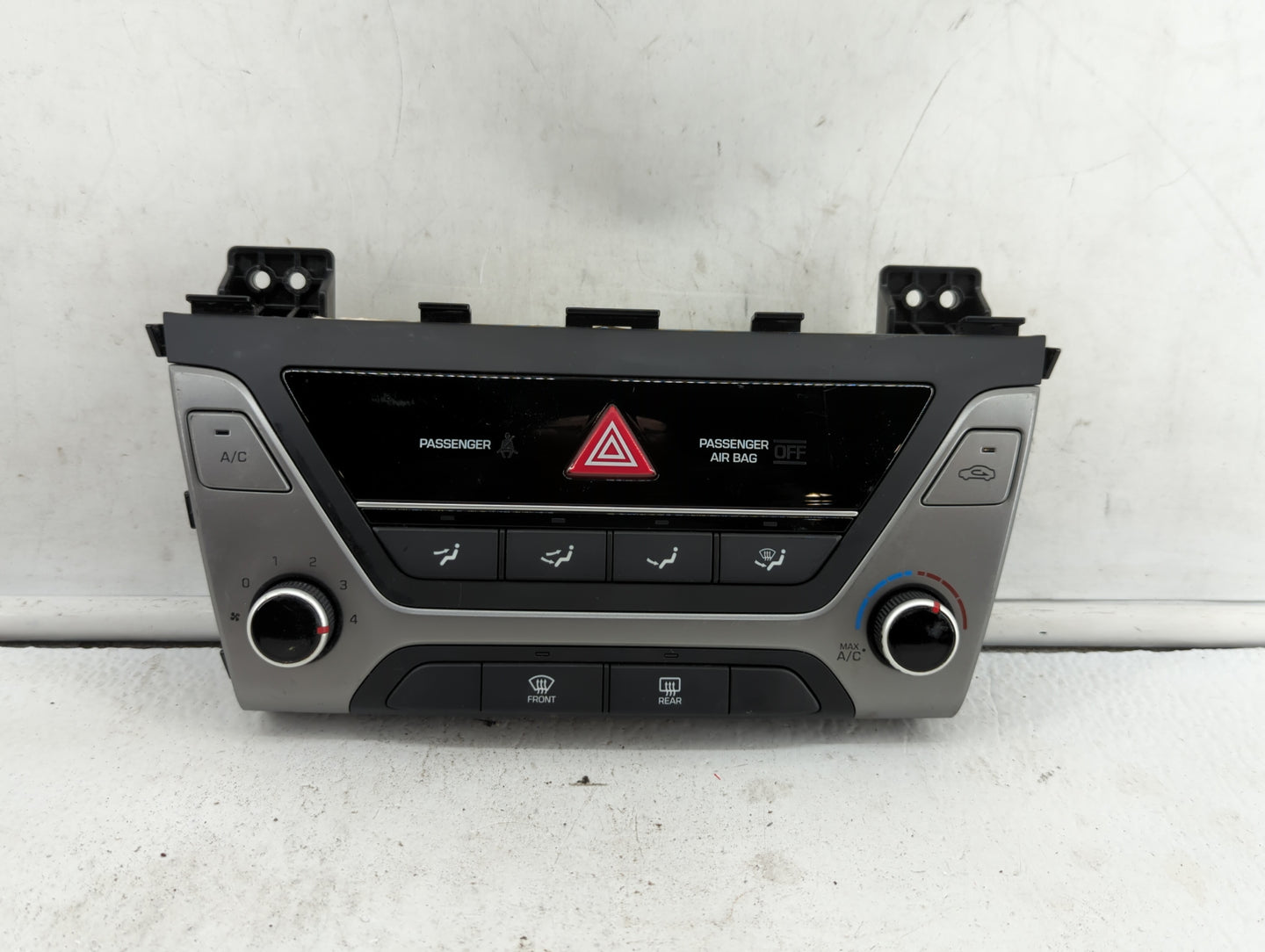 2017-2018 Hyundai Elantra Climate Control Module Temperature AC/Heater Replacement P/N:97250-F20604X 97250-F2XXX Fits OEM Us
