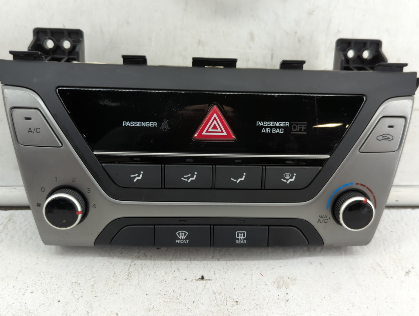 2017-2018 Hyundai Elantra Climate Control Module Temperature AC/Heater Replacement P/N:97250-F20604X 97250-F2XXX Fits OEM Us